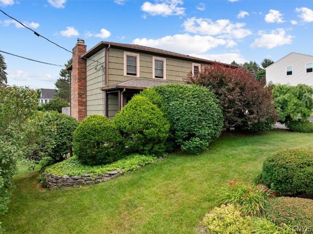 House for sale in Oneida, New York