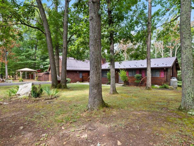 House for sale in Bath, Morgan County