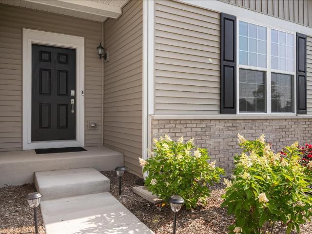 House for sale in Aurora, Illinois
