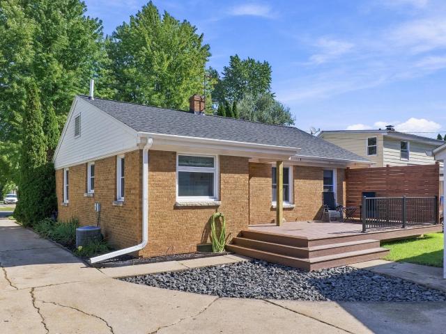 House for sale in Allouez, Brown County