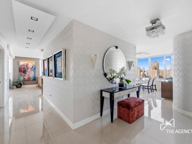 Condo for sale in Arverne, New York