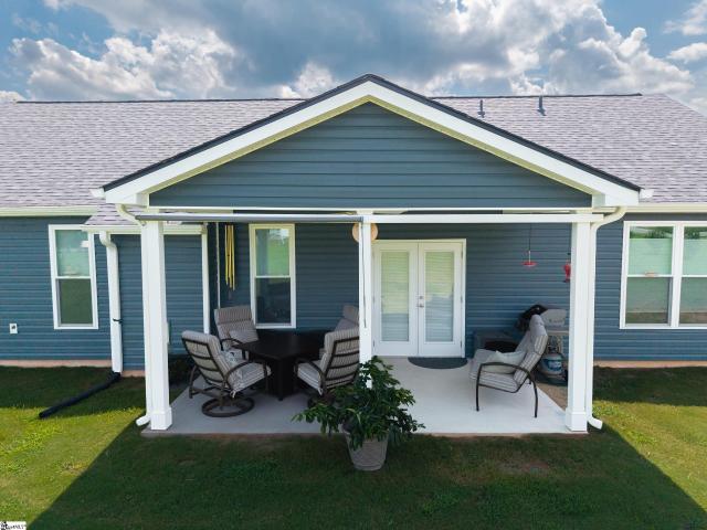 House for sale in Six Mile Run, South Carolina