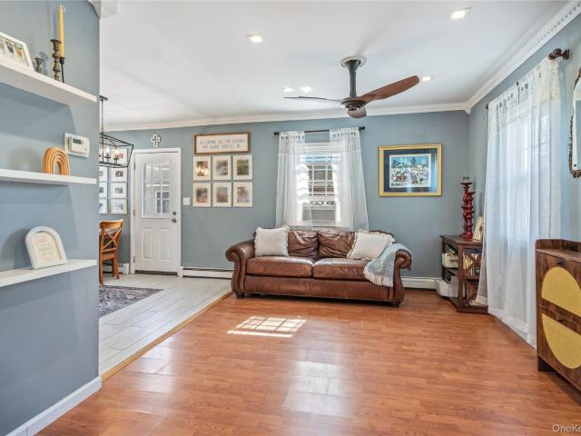 House for sale in West Bay Shore, Town of Islip