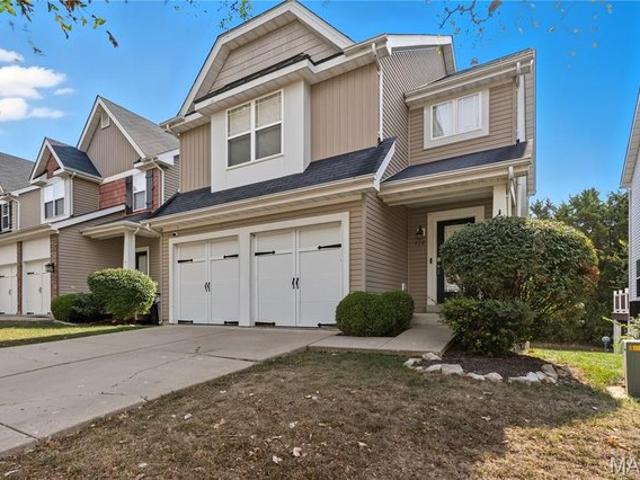 Townhouse for sale in Lake Saint Louis, Missouri