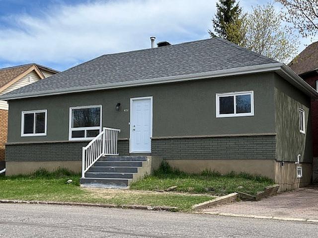 House for sale in Thunder Bay, Ontario