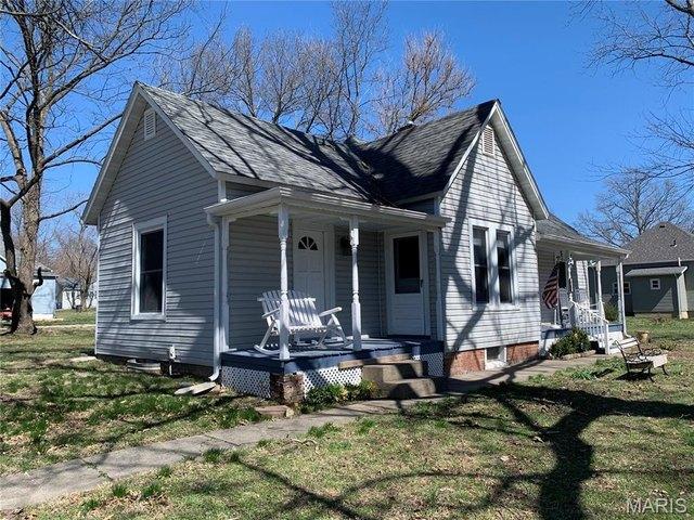 House for sale in Bond, Illinois