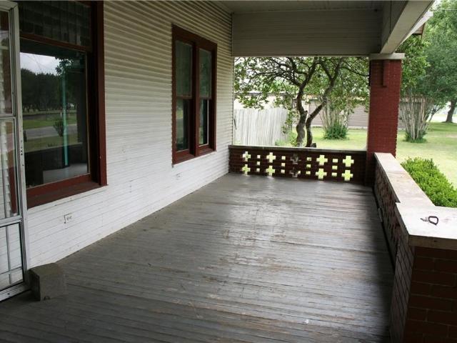 Property for sale in Flatonia, Texas