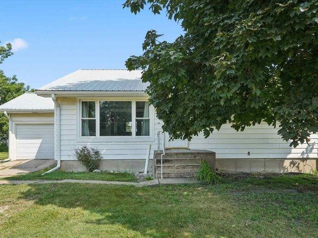 House for sale in Linn, Iowa