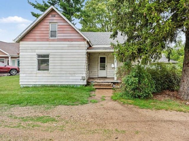 House for sale in Allegan, Michigan