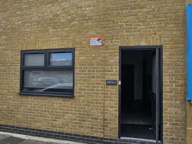 Apartment for rent in London Borough of Redbridge, Greater London