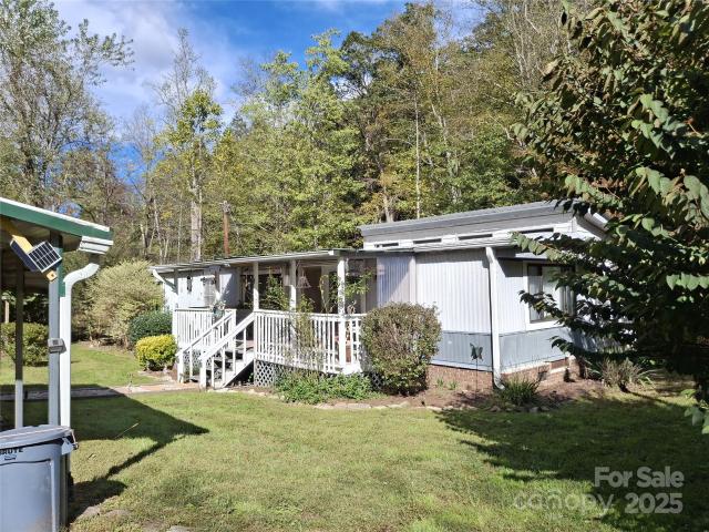 House for sale in Edneyville, North Carolina