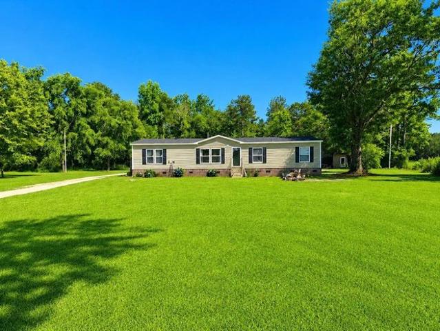 House for sale in Nichols, South Carolina