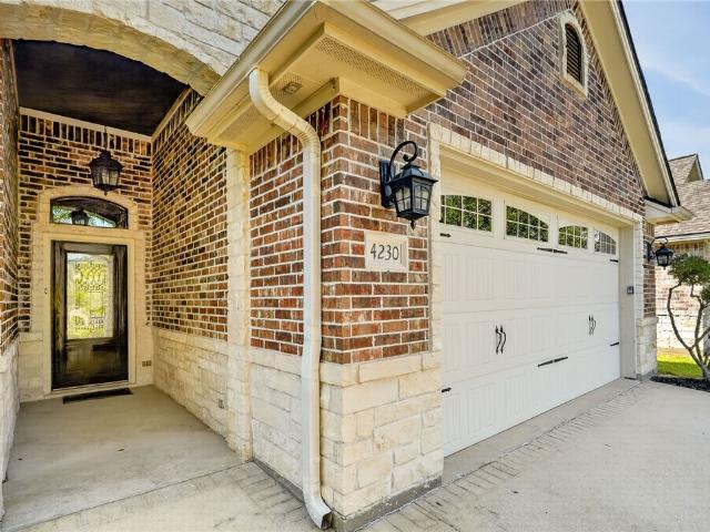 House for sale in Castle Rock, College Station