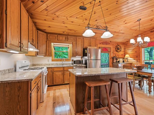 House for sale in Clyde
