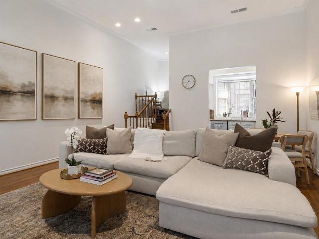 Townhouse for sale in Dallas, Texas