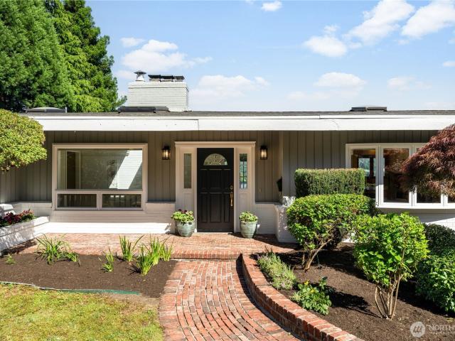 House for sale in Mercer Island, Washington