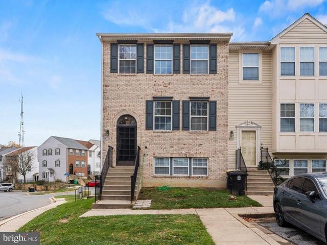 Townhouse for sale in Suitland, Maryland