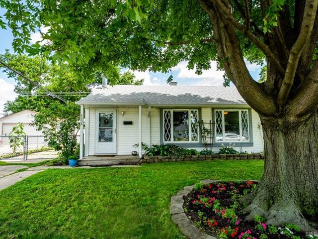 Townhouse for sale in Hometown, Illinois