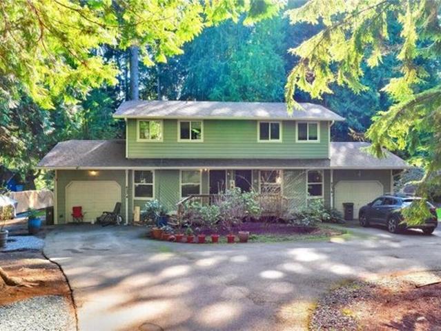 House for sale in Clinton, Island County