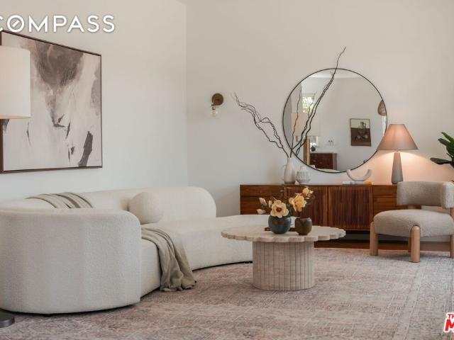 House for sale in Culver City