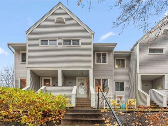 Townhouse for sale in Hennepin, Minnesota