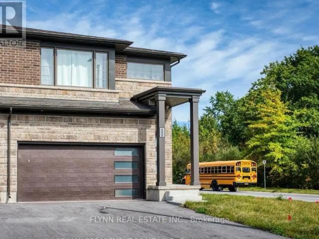 House for rent in Niagara Falls, Golden Horseshoe
