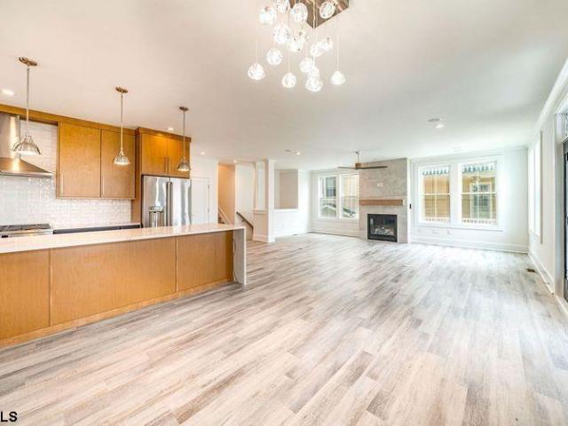 Condo for sale in Ocean City, New Jersey