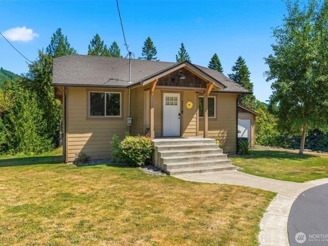 House for sale in Kelso, Washington
