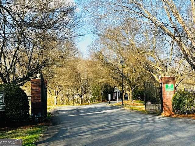 Condo for sale in Oakwood, Georgia