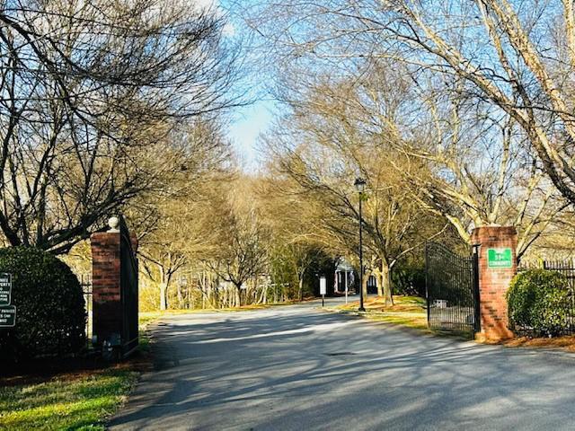 Property for sale in Oakwood, Georgia