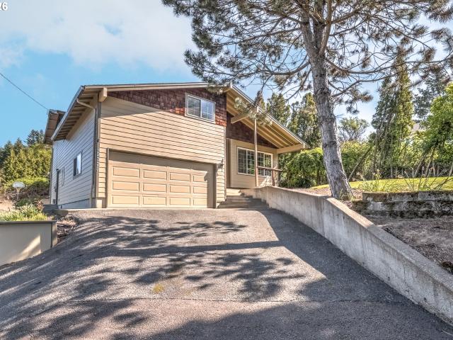 House for sale in Oregonia
