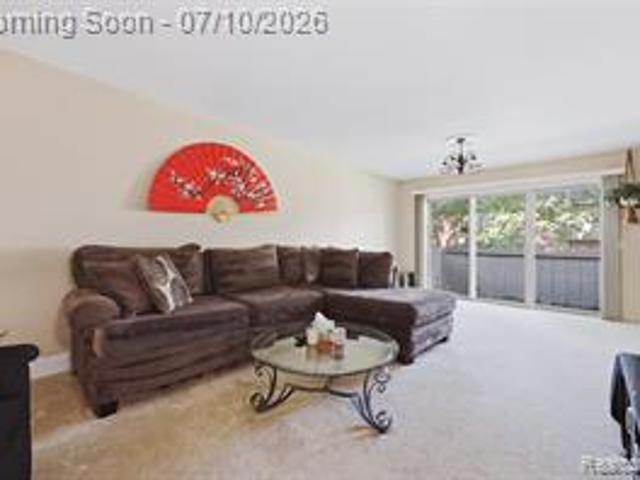 Condo for sale in Clinton Township, Michigan
