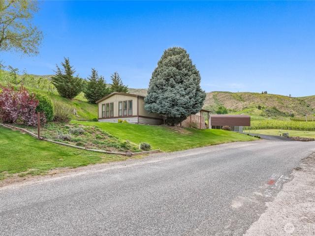 House for sale in Monitor House for sale in Monitor