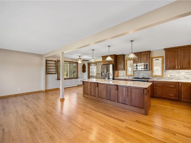 House for sale in Clairmont, Town of Clay