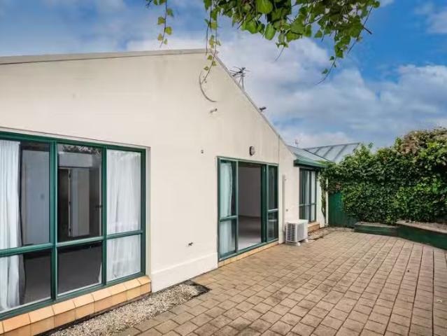 House for sale in Heathcote, Canterbury