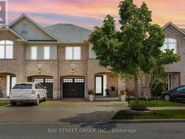 House for sale in Burlington