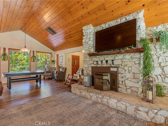 House for sale in Oakhurst, California