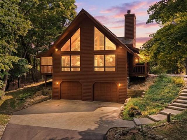 House for sale in Hubertus, Wisconsin