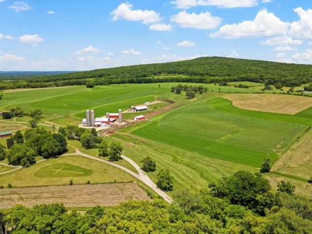 House for sale in Barneveld, Wisconsin