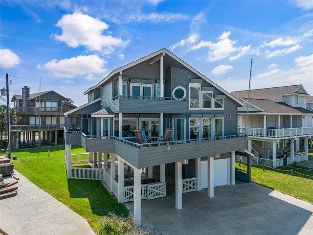 House for sale in Pirates' Beach, Galveston