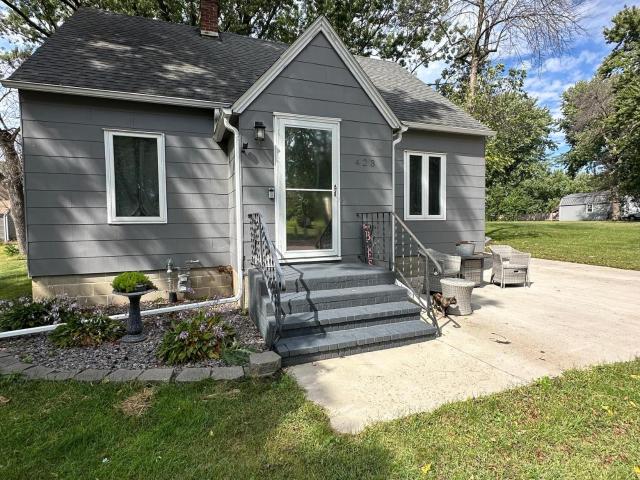 House for sale in Mountain Lake, Cottonwood County