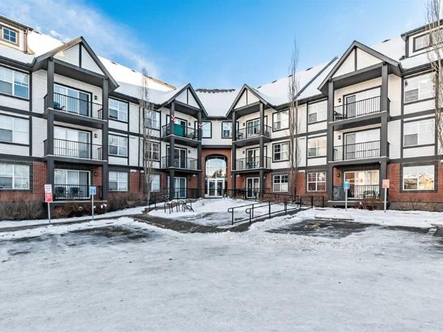 Apartment for sale in Northwest, Alberta