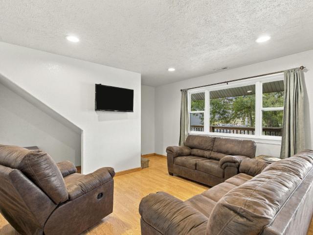 House for sale in Stone, Missouri