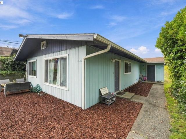 House for sale in Eastside, Coos Bay