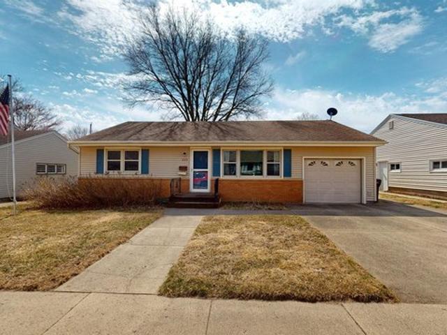 House for sale in Cherokee, Iowa