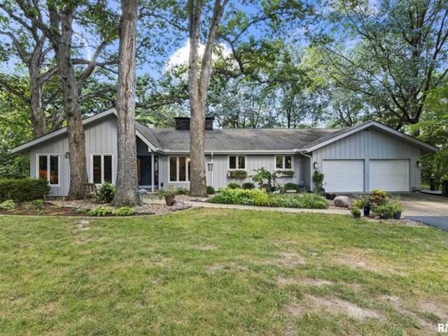 House for sale in Dawson, Illinois