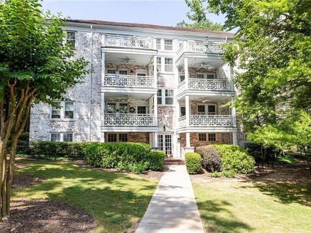 Condo for sale in Decatur, Georgia