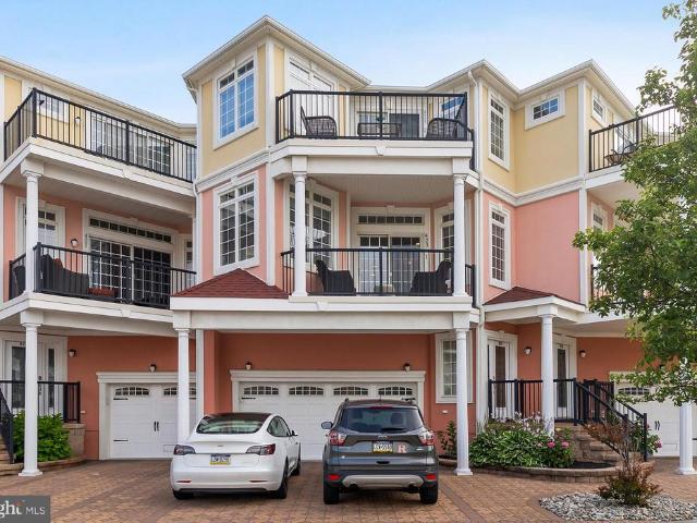 Townhouse for sale in Wildwood