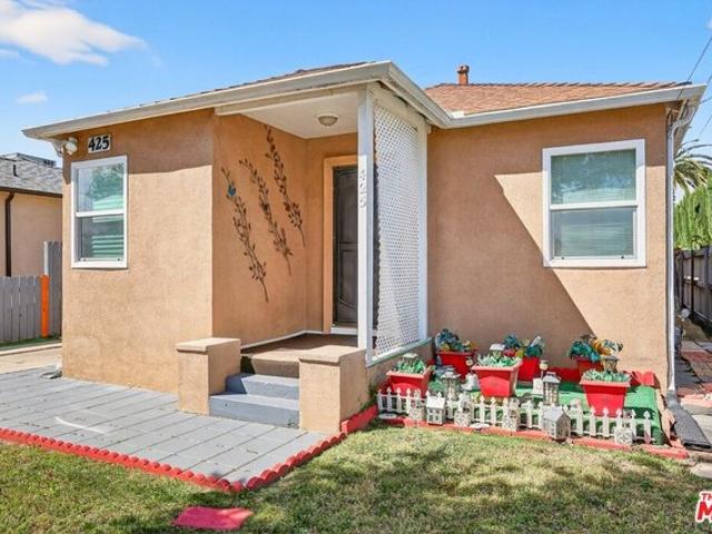 House for sale in Canoga Park, California