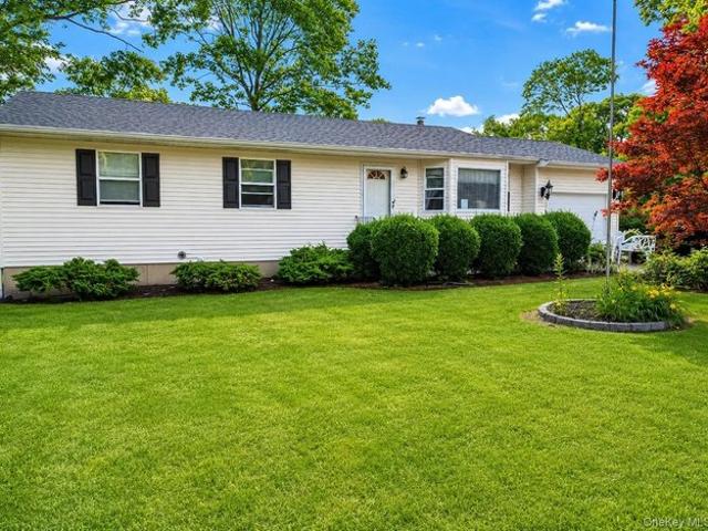 House for sale in Centereach, New York